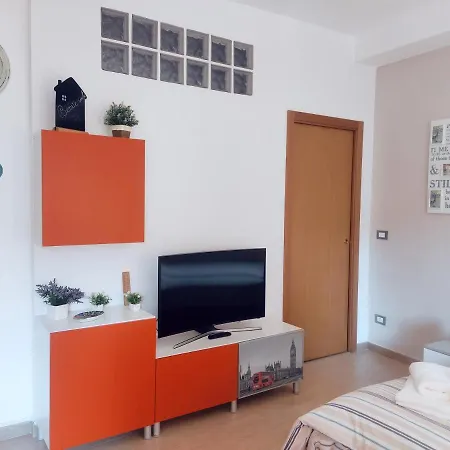 Behome Holidays * Bolonia