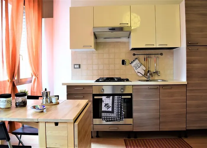 Behome Holidays Bolonia